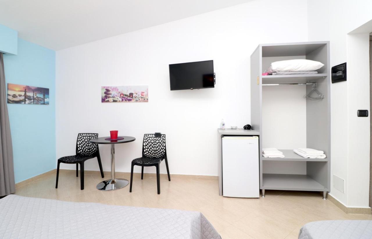 Ferienwohnung Ildora Qimon Himarë Exterior foto